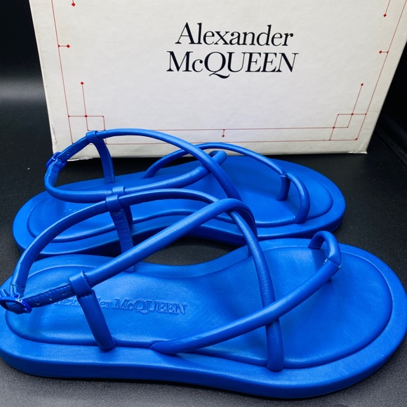 Alexander McQueen Toe Loop Strappy Blue Flat Sandal Size 6.5 Pre-Owned - Picture 4 of 7